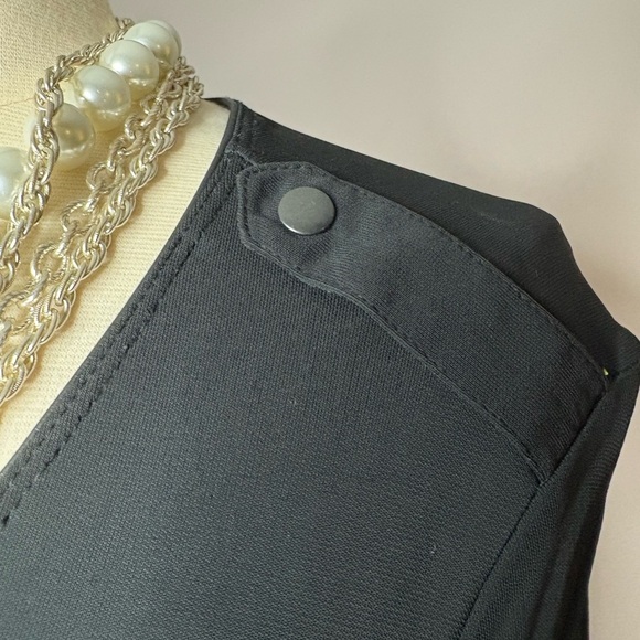 Banana Republic Black Wrap Long Sleeve Dress – Size Medium - Picture 3 of 4